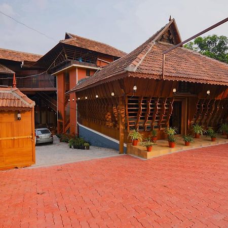 Jk Lodge Kottayam Esterno foto
