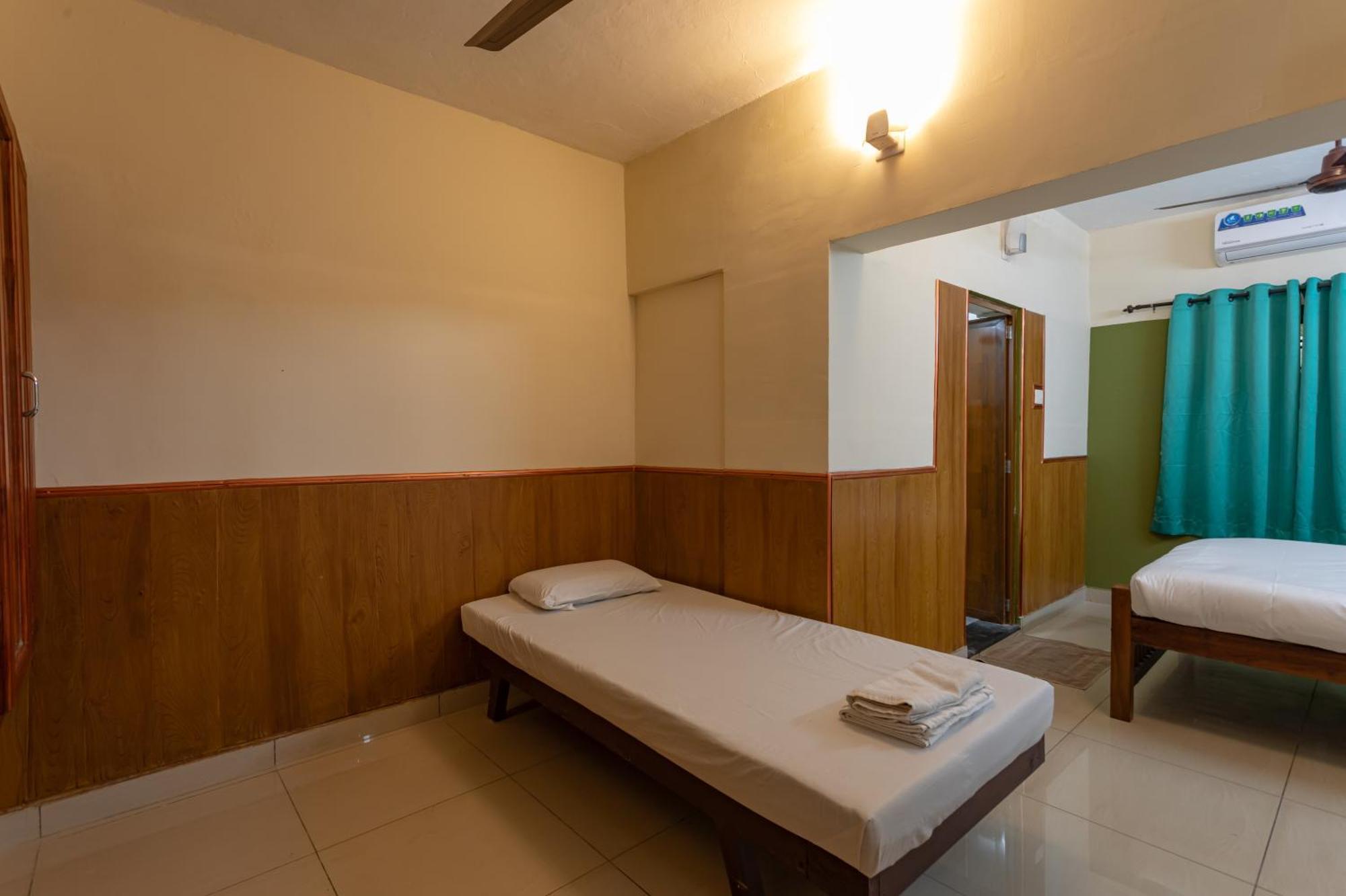 Jk Lodge Kottayam Esterno foto