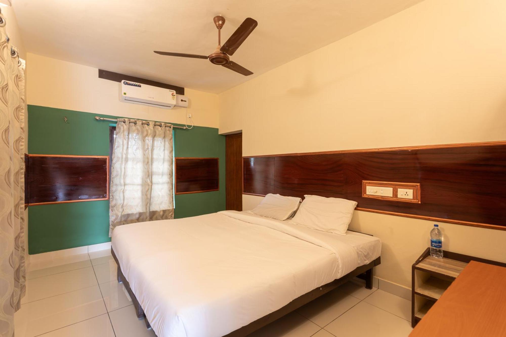 Jk Lodge Kottayam Esterno foto